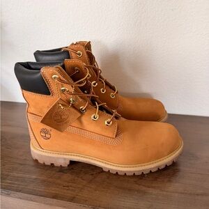 Timberland Classic Brown Boots with Black Collar